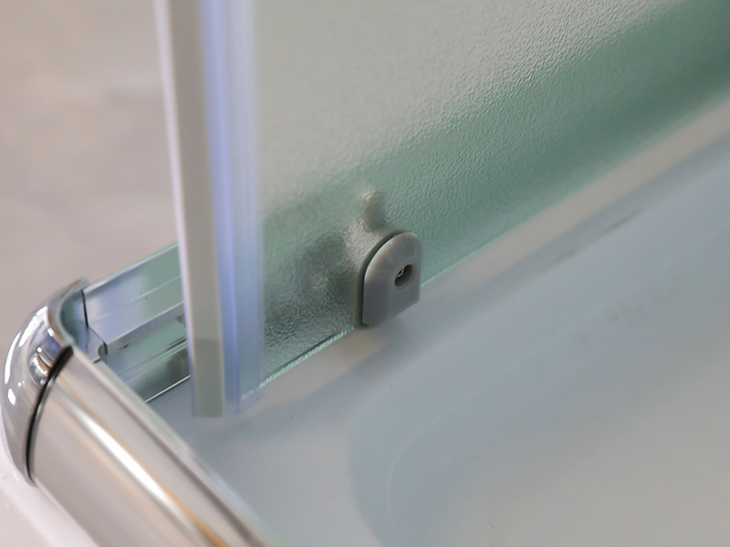 RE স্লাইডিং শাওয়ার এনক্লোসার, ম্যাট টেম্পারড গ্লাস, ক্রোম অ্যালুমিনিয়াম প্রোফাইল, ডাবল হোল হ্যান্ডেল, ট্রে সহ RE স্লাইডিং শাওয়ার এনক্লোসার, ম্যাট টেম্পারড গ্লাস, ক্রোম অ্যালুমিনিয়াম প্রোফাইল, ডাবল হোল হ্যান্ডেল, ট্রে সহ