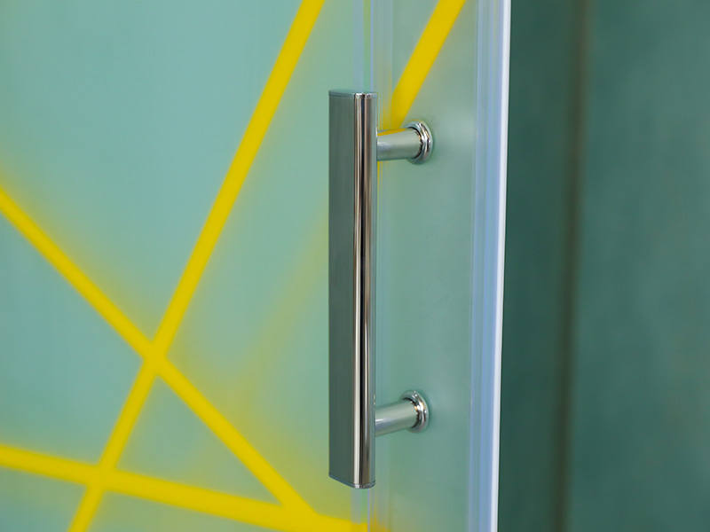 RE স্লাইডিং শাওয়ার এনক্লোসার, প্রিন্টিং সহ ম্যাট টেম্পারড গ্লাস, গোল্ড অ্যালুমিনিয়াম প্রোফাইল, ডাবল হোল হ্যান্ডেল, ট্রে সহ RE স্লাইডিং শাওয়ার এনক্লোসার, প্রিন্টিং সহ ম্যাট টেম্পারড গ্লাস, গোল্ড অ্যালুমিনিয়াম প্রোফাইল, ডাবল হোল হ্যান্ডেল, ট্রে সহ