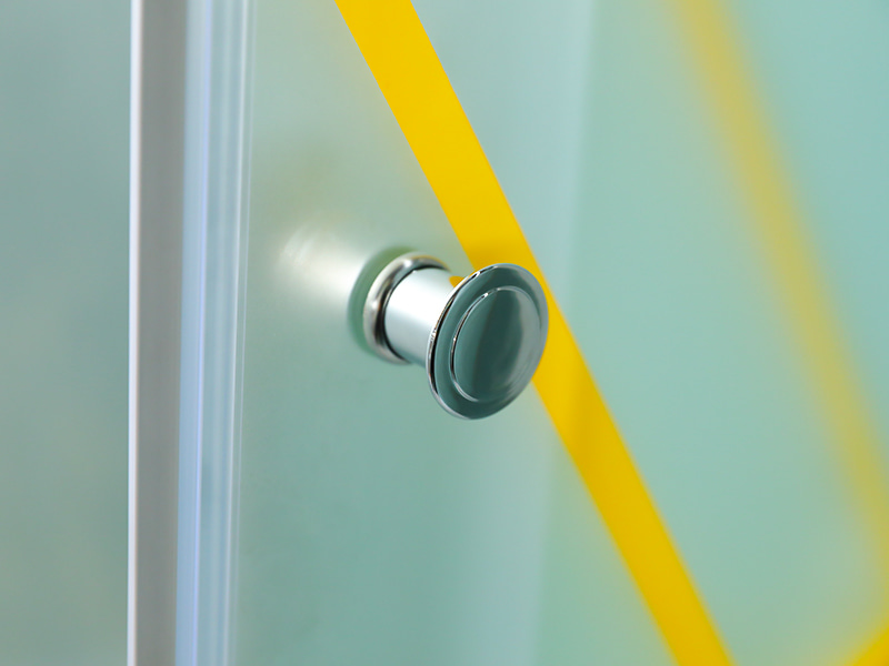 RE স্লাইডিং শাওয়ার এনক্লোসার, প্রিন্টিং সহ ম্যাট টেম্পারড গ্লাস, গোল্ড অ্যালুমিনিয়াম প্রোফাইল, ডাবল হোল হ্যান্ডেল, ট্রে সহ RE স্লাইডিং শাওয়ার এনক্লোসার, প্রিন্টিং সহ ম্যাট টেম্পারড গ্লাস, গোল্ড অ্যালুমিনিয়াম প্রোফাইল, ডাবল হোল হ্যান্ডেল, ট্রে সহ