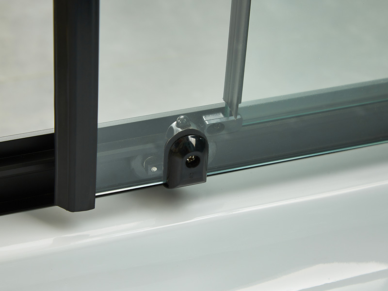 SQ স্লাইডিং শাওয়ার এনক্লোজার, ক্লিয়ার টেম্পারড গ্লাস, কালো অ্যালুমিনিয়াম প্রোফাইল, ডাবল হোল হ্যান্ডেল, ট্রে সহ SQ স্লাইডিং শাওয়ার এনক্লোজার, ক্লিয়ার টেম্পারড গ্লাস, কালো অ্যালুমিনিয়াম প্রোফাইল, ডাবল হোল হ্যান্ডেল, ট্রে সহ